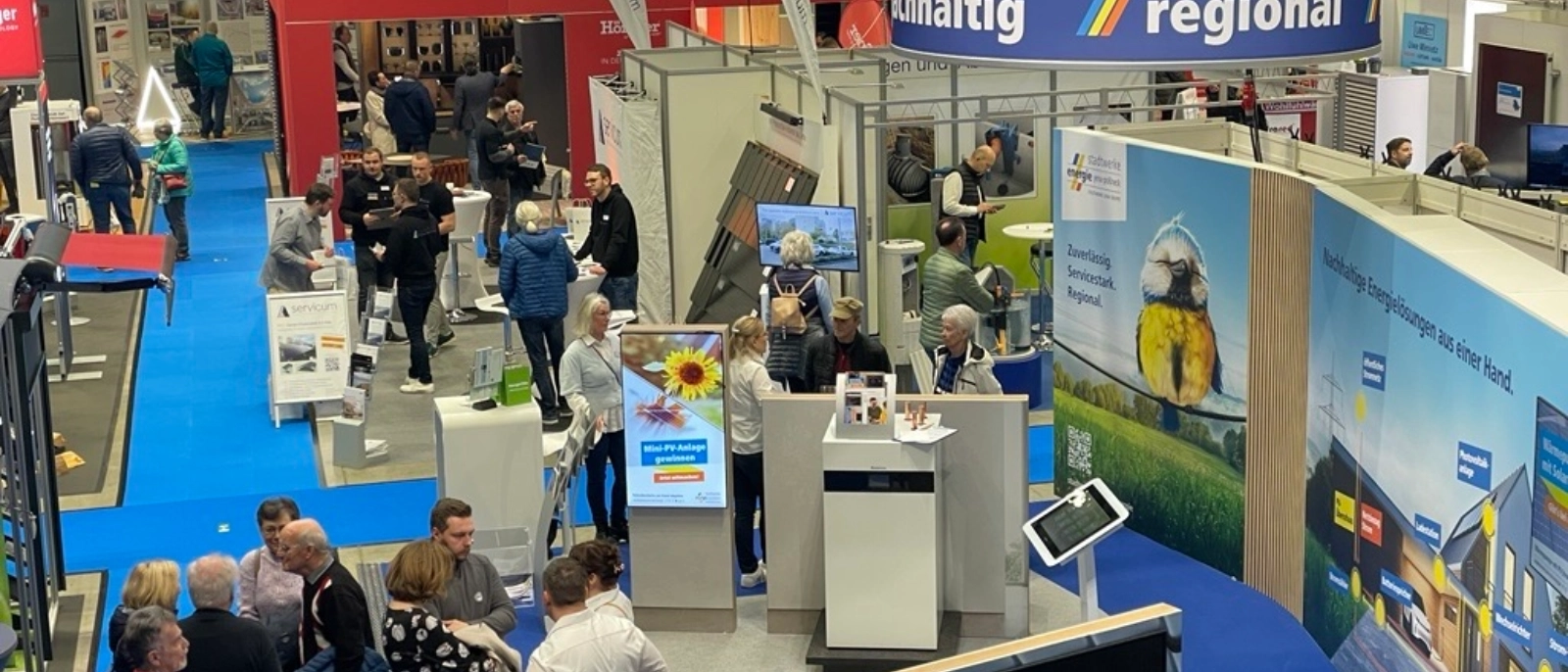 Unser neugestalteter Messestand bei der Messe "Bauen-Wohnen-Energie" in der Sparkassen-Arena.