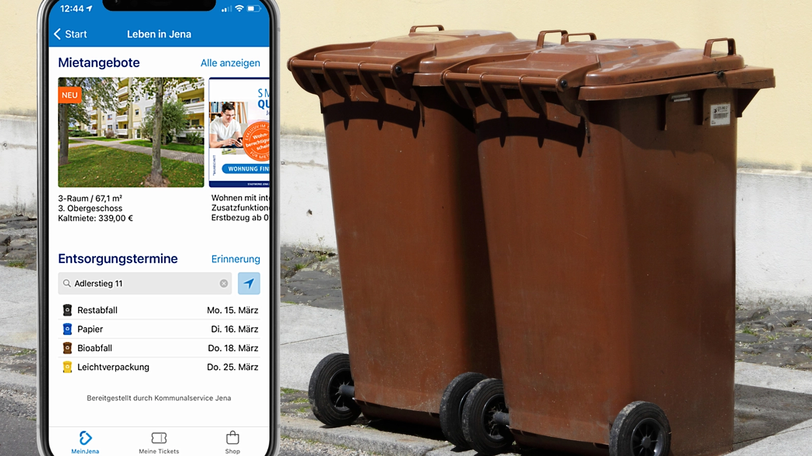 Grafik: links Handyscreen mit Appoberfläche zu Entsorgungsterminen, rechts 2 Biomülltonnen, symbolisch