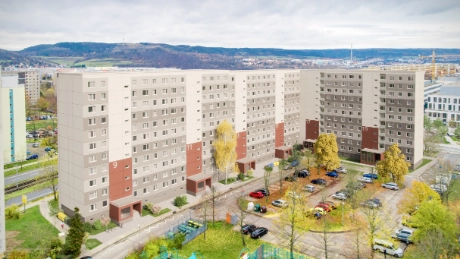 Neue Farbe und neue Balkone für Smartes Quartier Jena-Lobeda