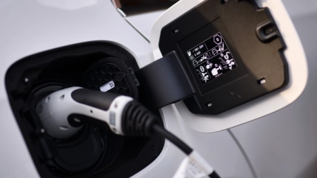 Ladestation Zukunft: Chancen der betrieblichen Elektromobilität im Fokus Ladestation Zukunft: Chancen der betrieblichen Elektromobilität im Fokus